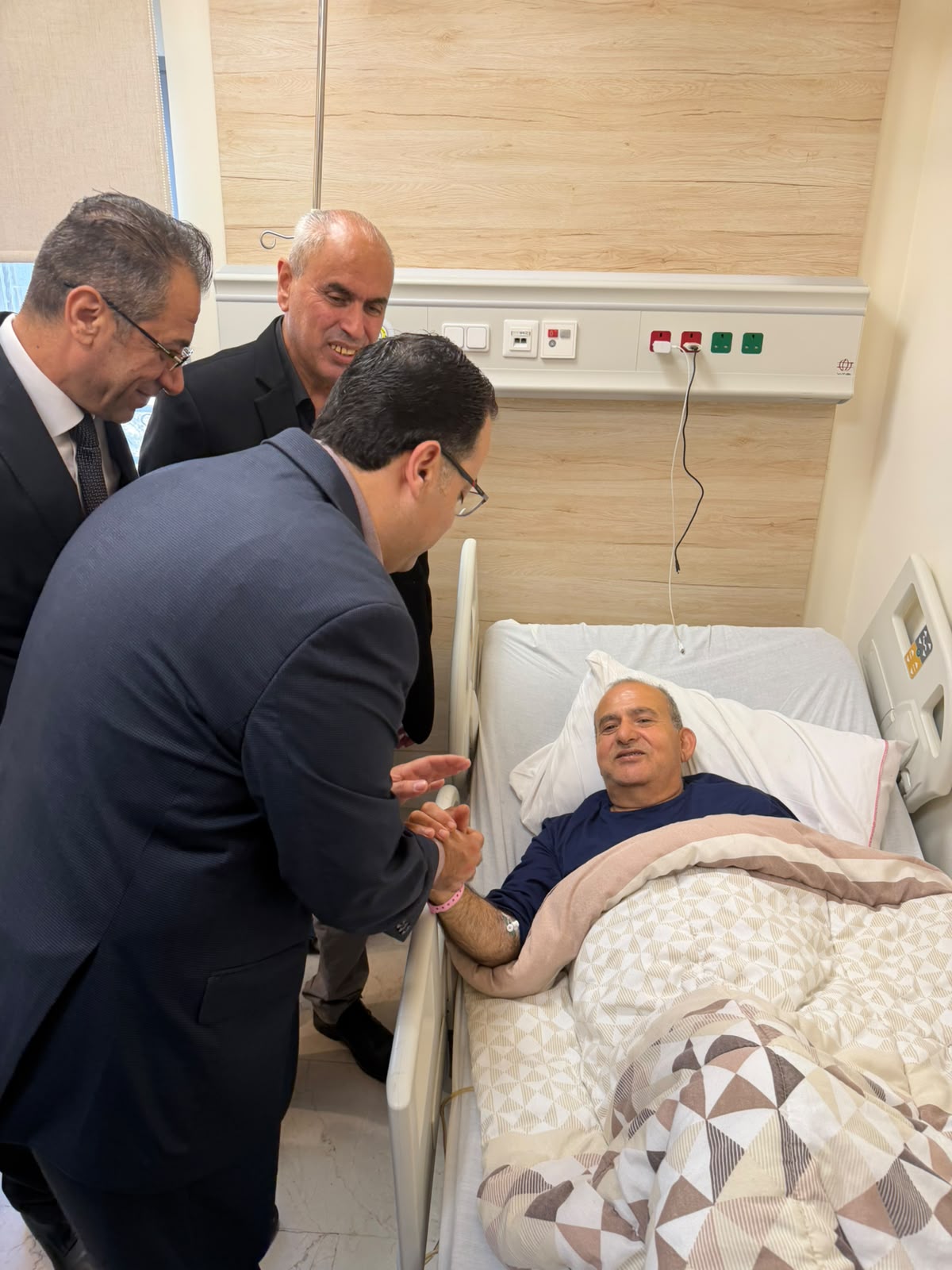 Madar Al-Saa Images 0.692278887988518