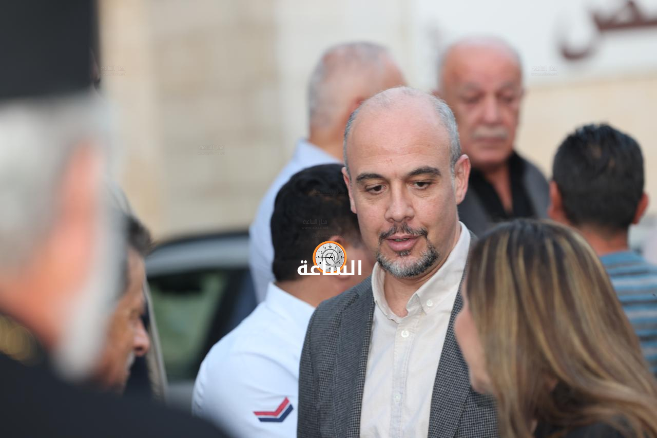 Madar Al-Saa Images 0.8080324886609953