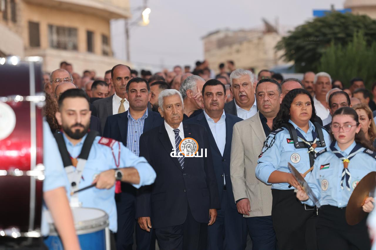 Madar Al-Saa Images 0.5001032245329302