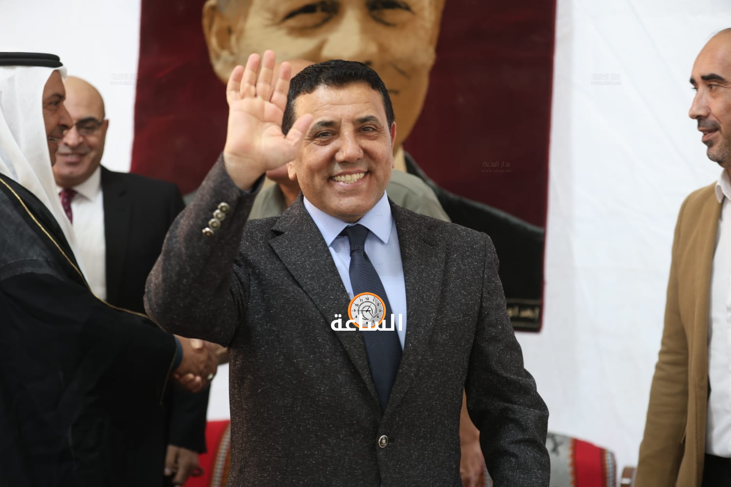 Madar Al-Saa Images 0.479565862973775