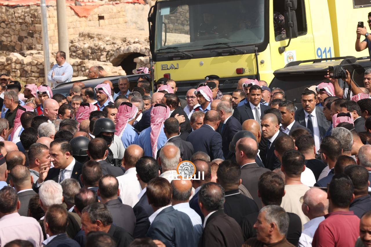 Madar Al-Saa Images 0.816481361670593