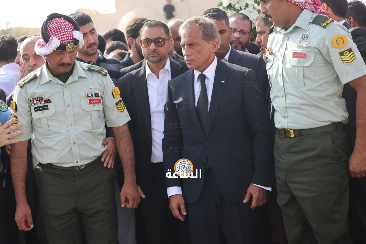 Madar Al-Saa Images 0.17289840669030165