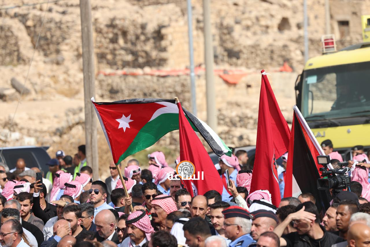 Madar Al-Saa Images 0.6362343413712667