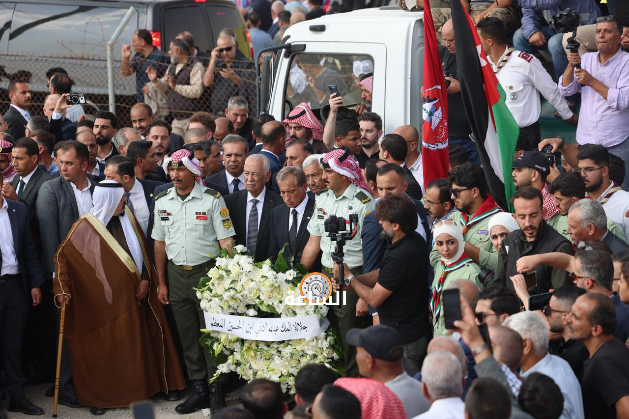 Madar Al-Saa Images 0.40445742631738424