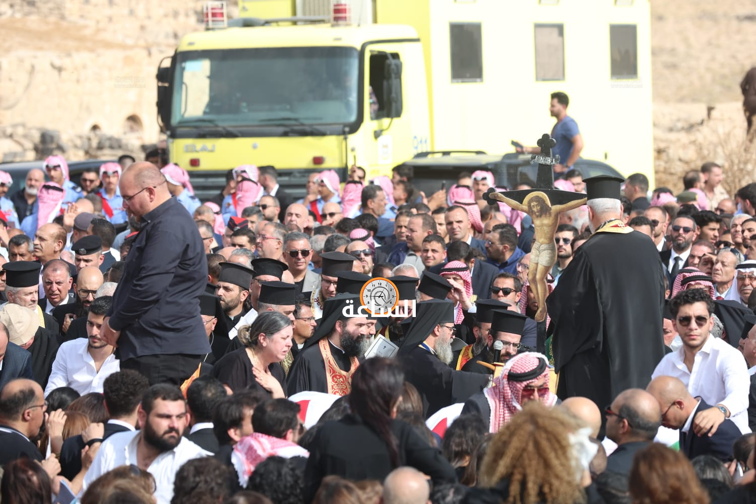 Madar Al-Saa Images 0.6967718276946429