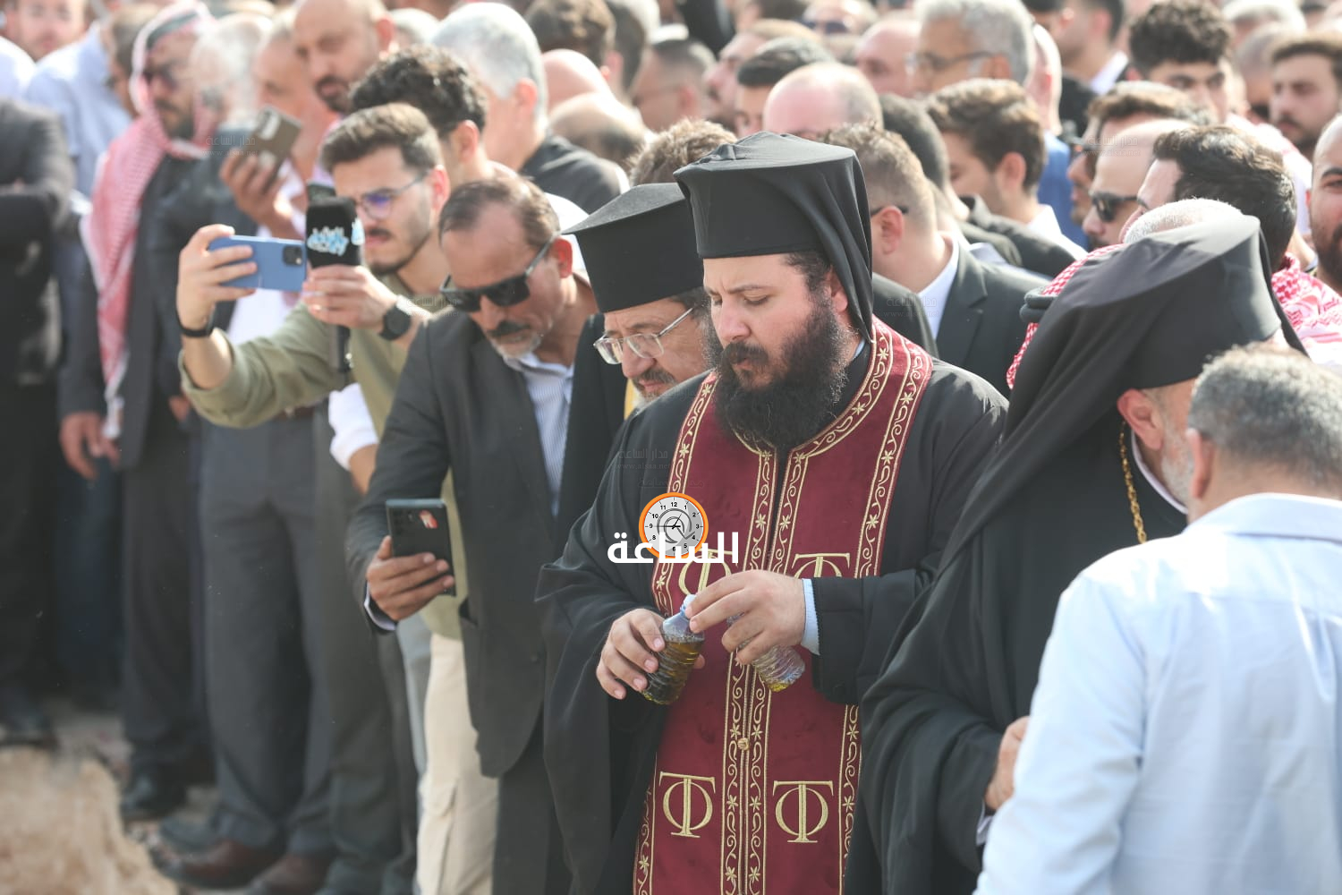 Madar Al-Saa Images 0.36032510851833166