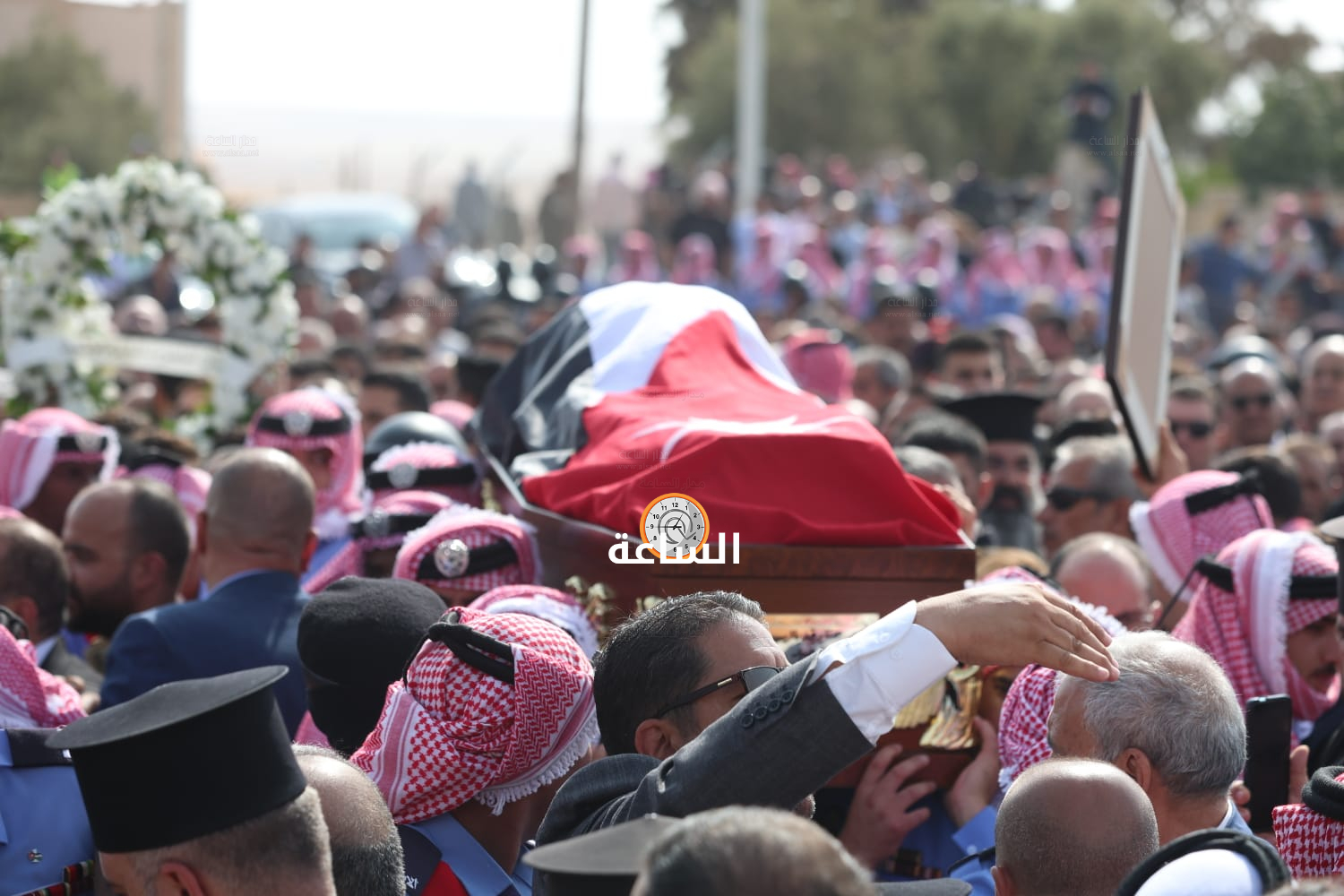 Madar Al-Saa Images 0.9711628189868657