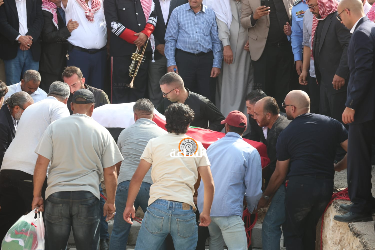 Madar Al-Saa Images 0.7114268238546168