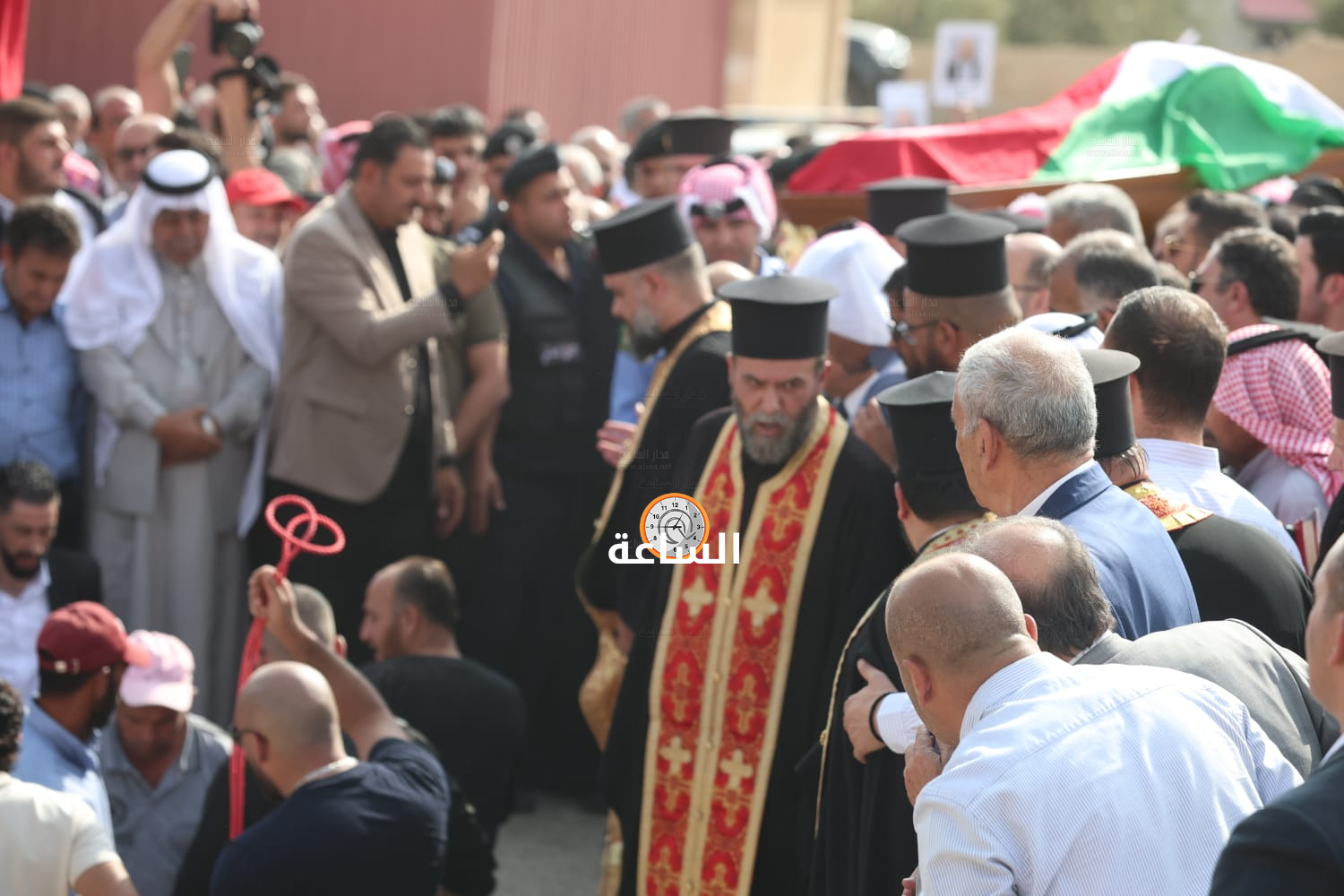 Madar Al-Saa Images 0.049359915481010264