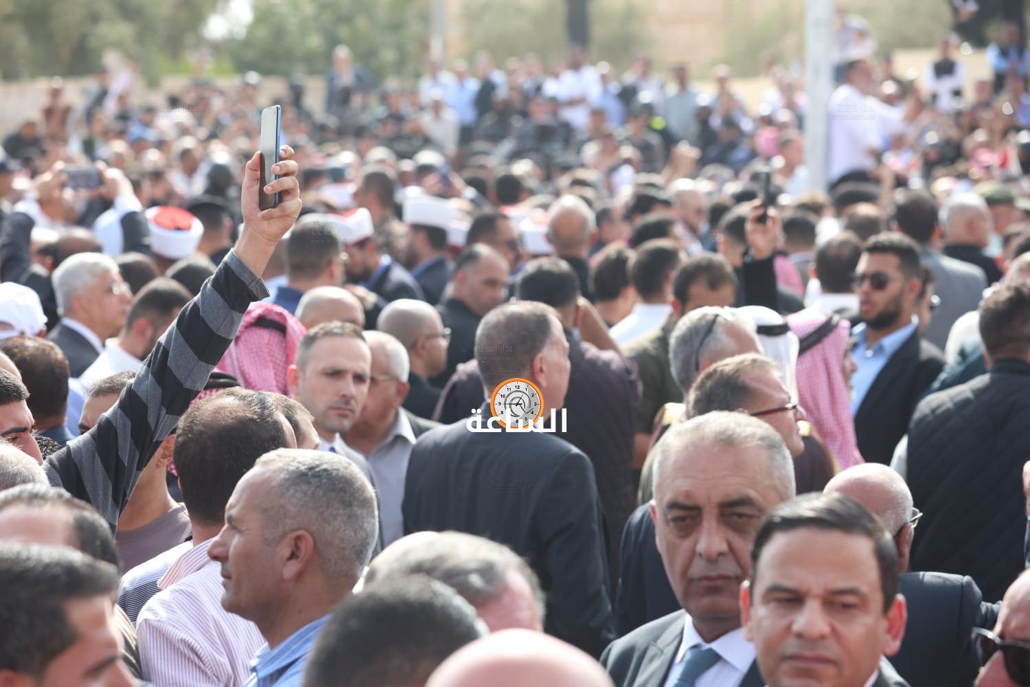 Madar Al-Saa Images 0.6655335726272414