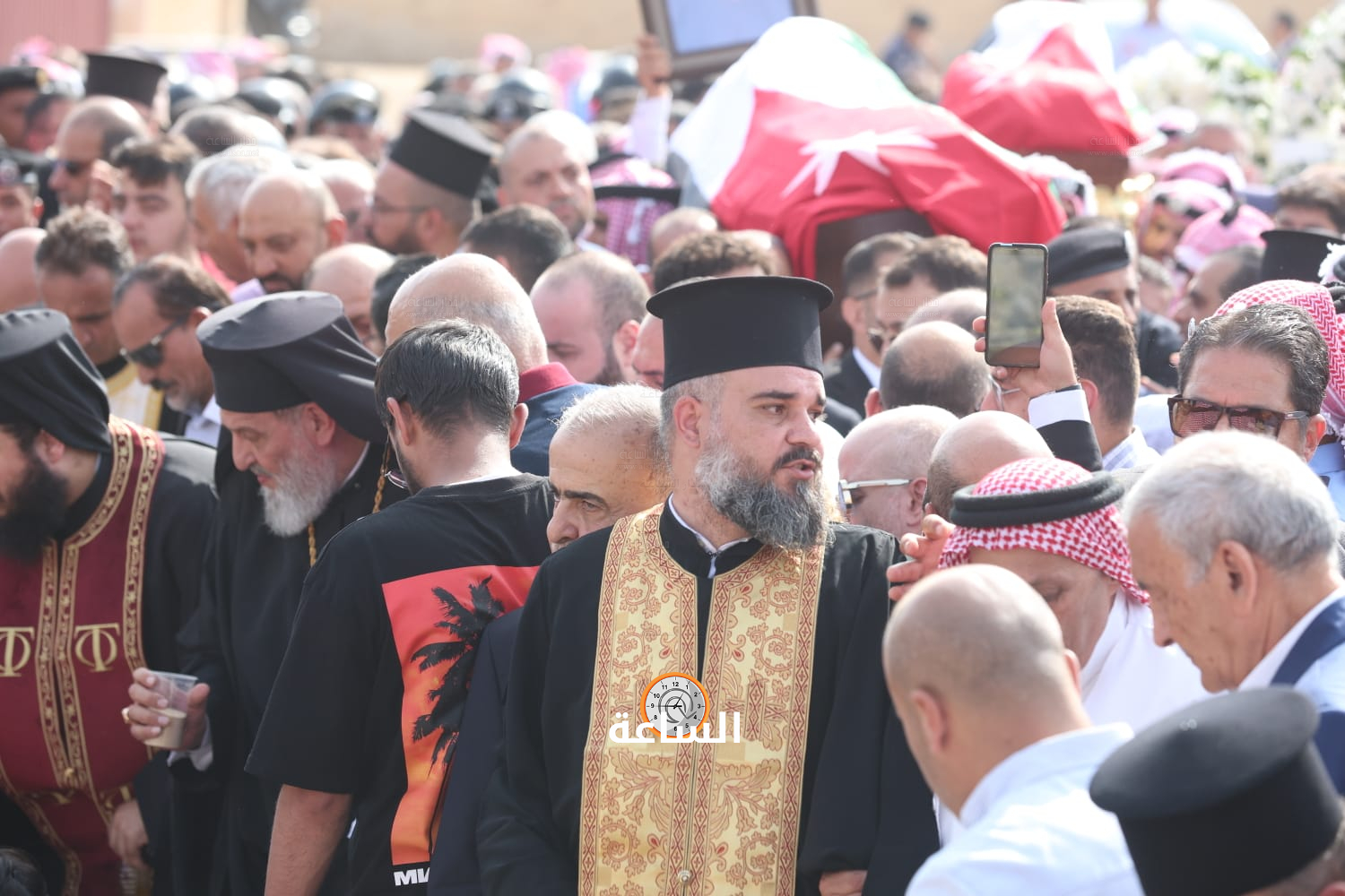 Madar Al-Saa Images 0.18536422120320473