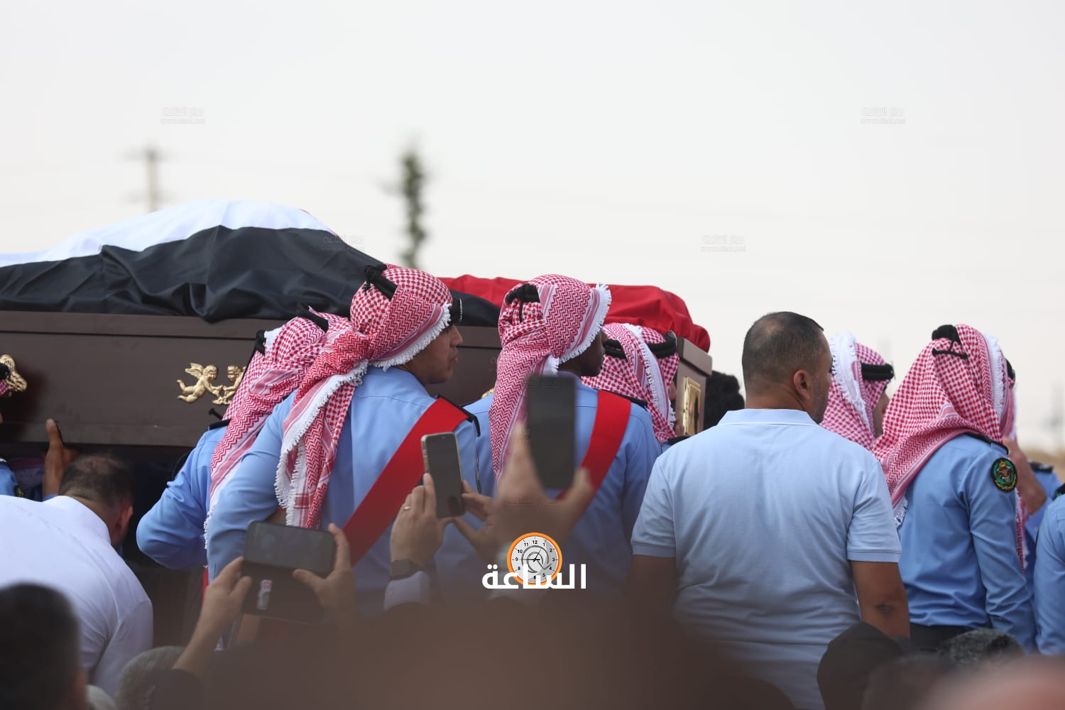 Madar Al-Saa Images 0.34691768224892705
