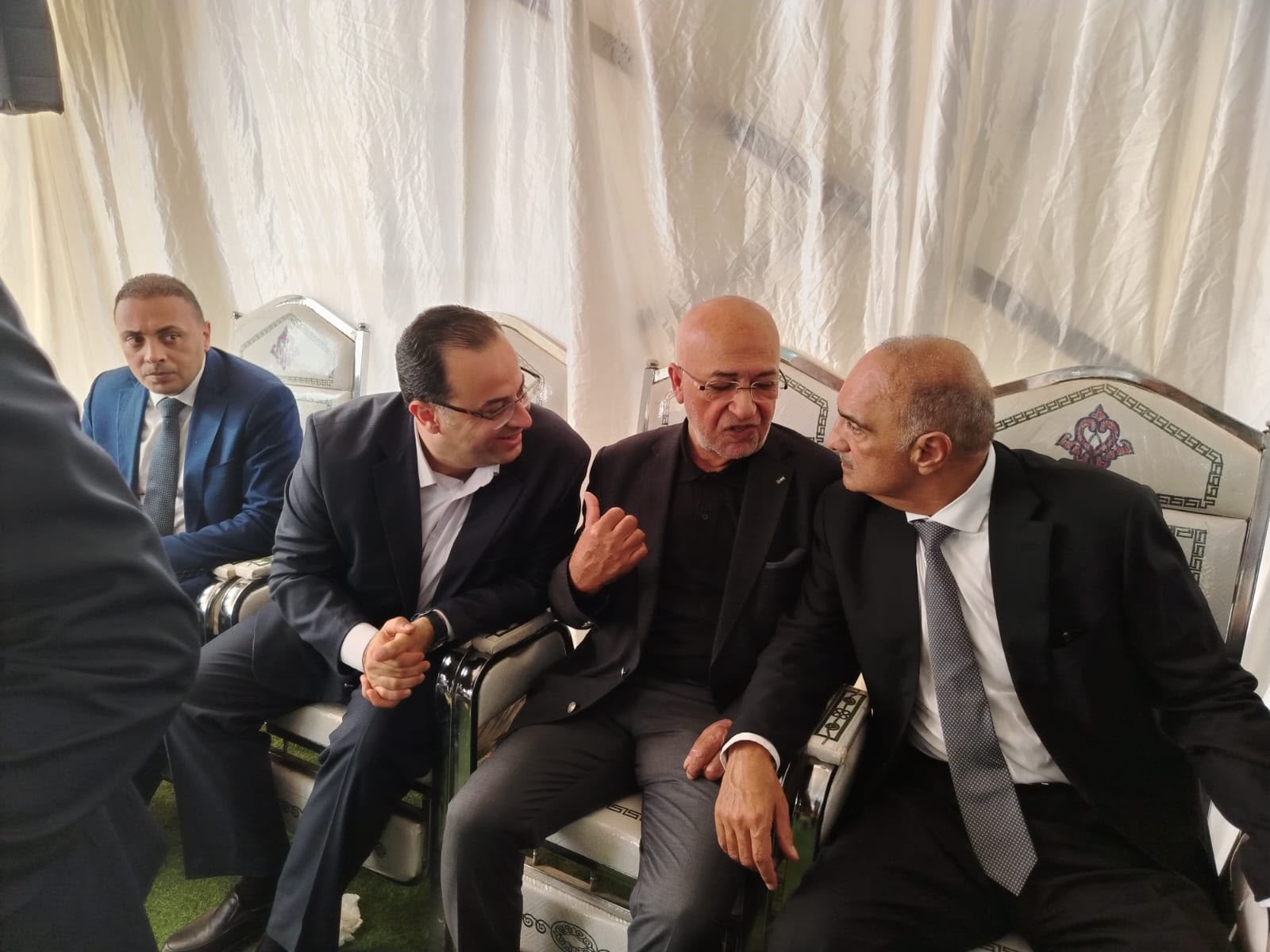 Madar Al-Saa Images 0.874347039130432