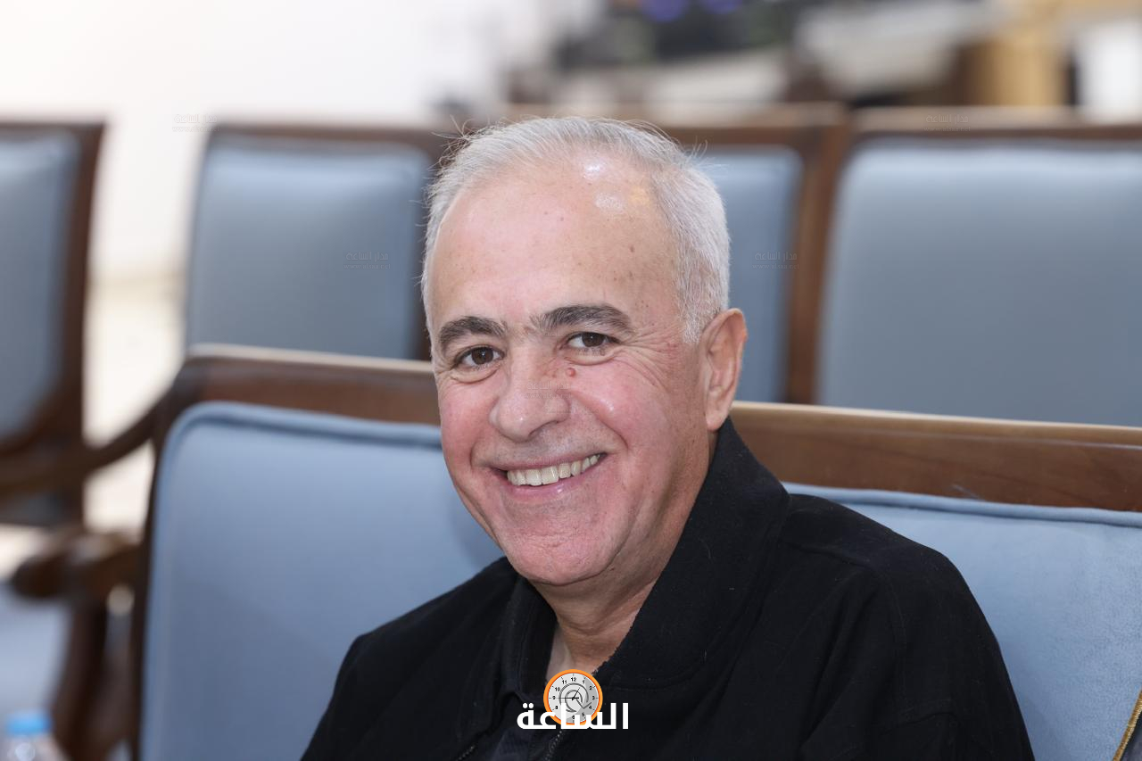 Madar Al-Saa Images 0.5713560489980194