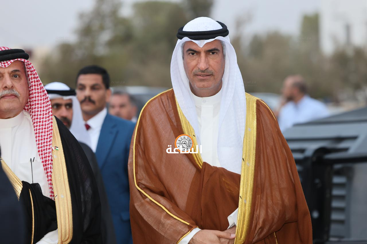 Madar Al-Saa Images 0.35950950085848643