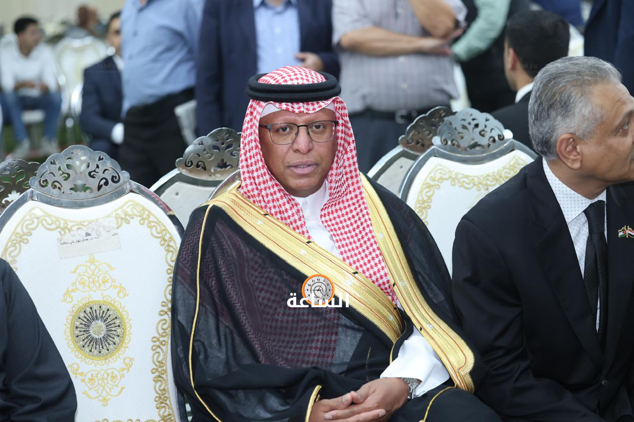 Madar Al-Saa Images 0.5453155577995776
