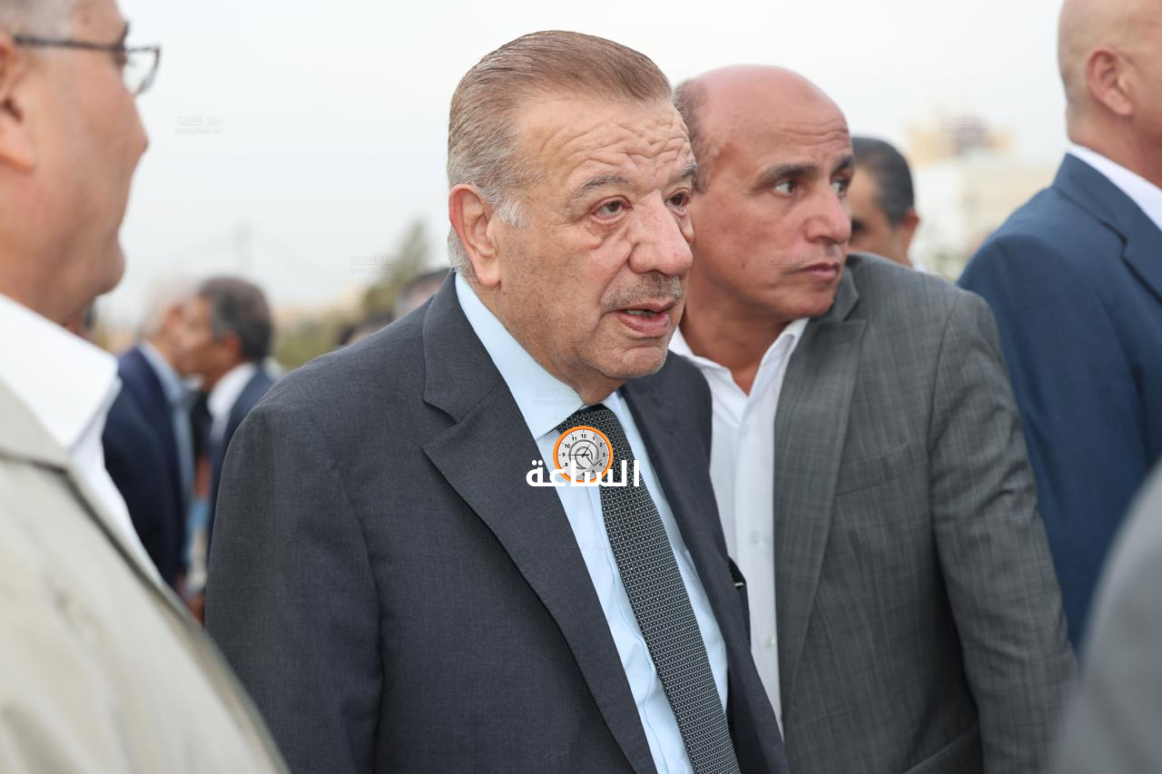 Madar Al-Saa Images 0.010082354904195068