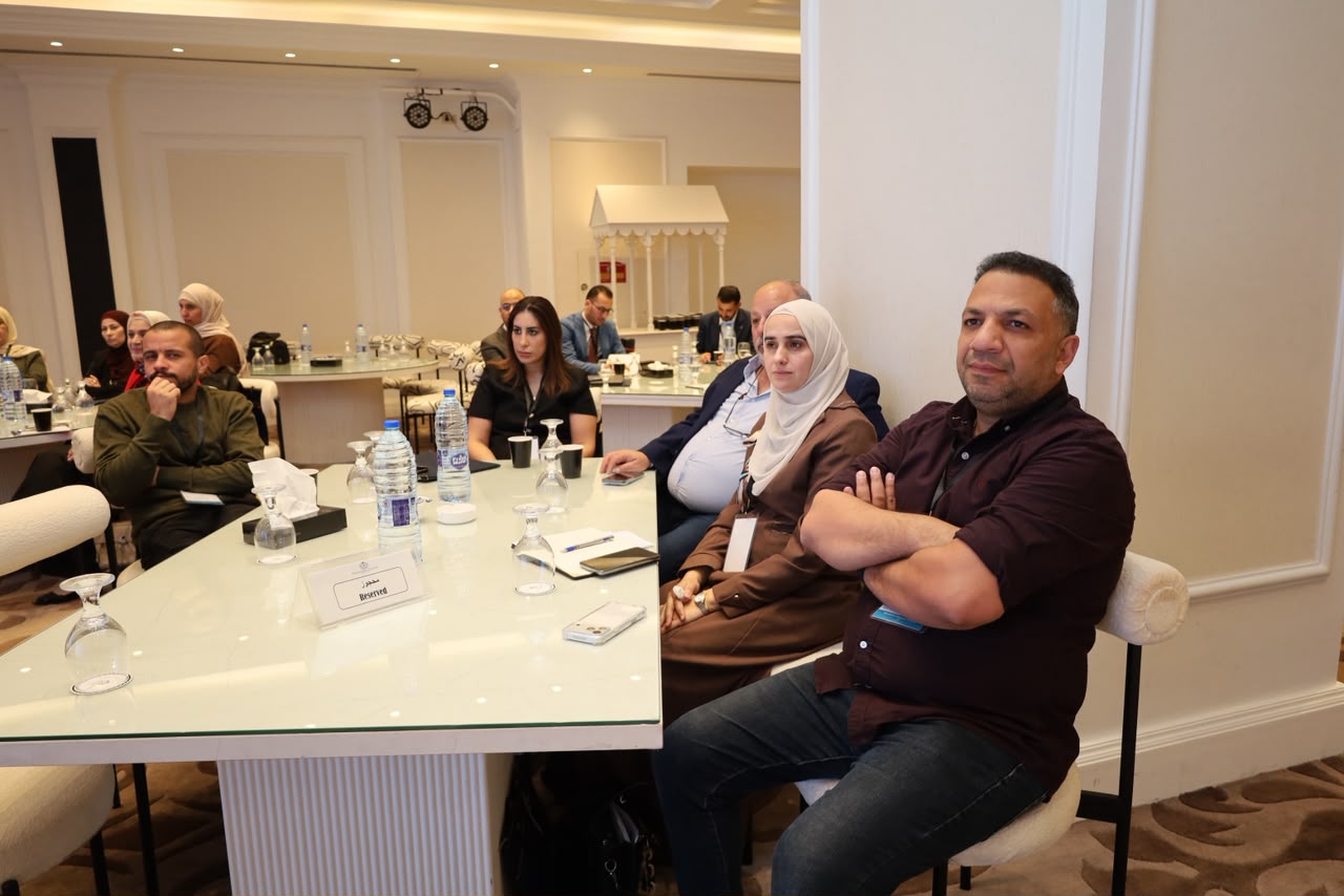 Madar Al-Saa Images 0.558003355739208