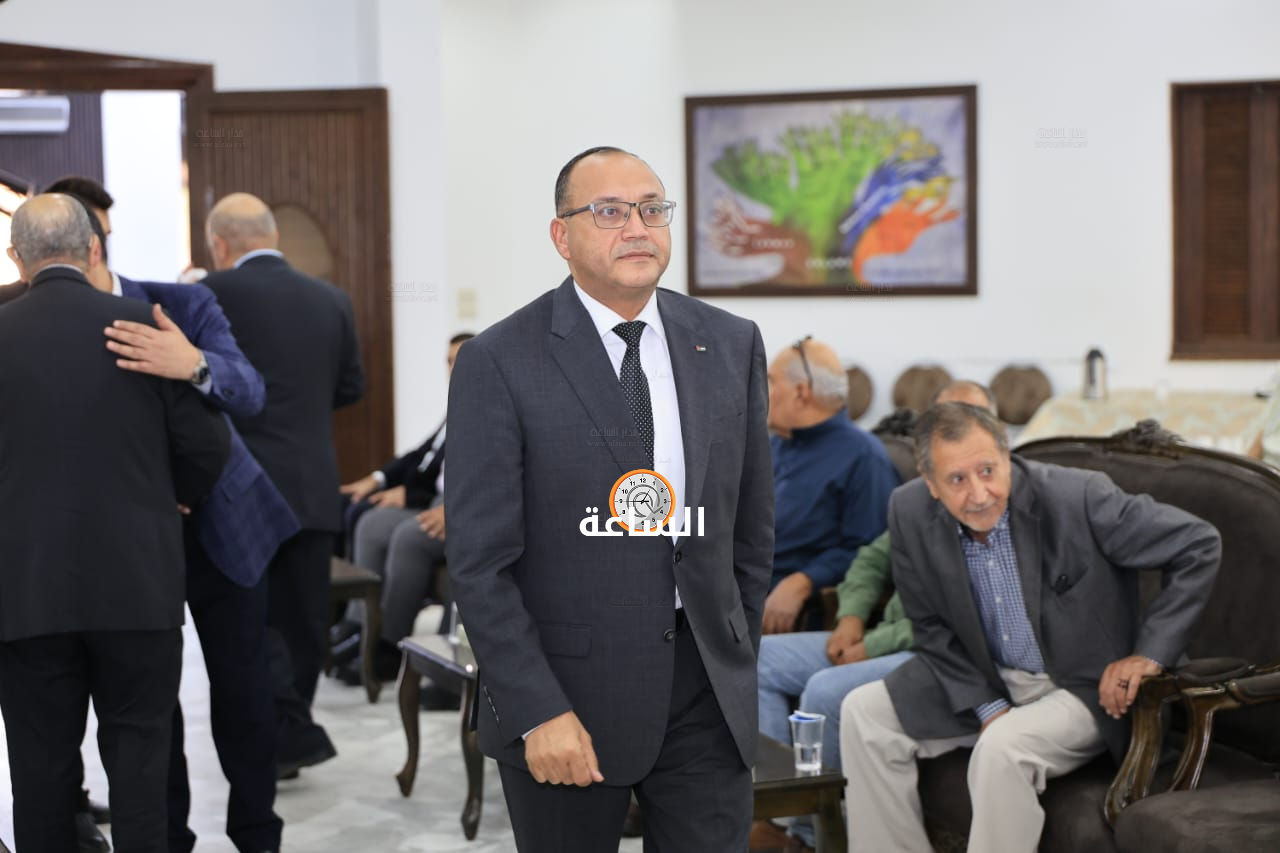 Madar Al-Saa Images 0.1945179440565742