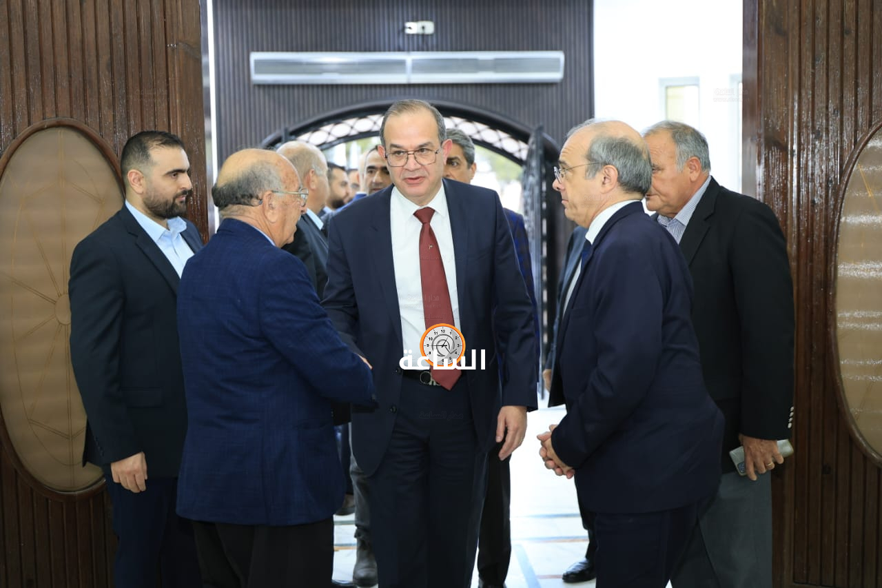 Madar Al-Saa Images 0.9964575386033945