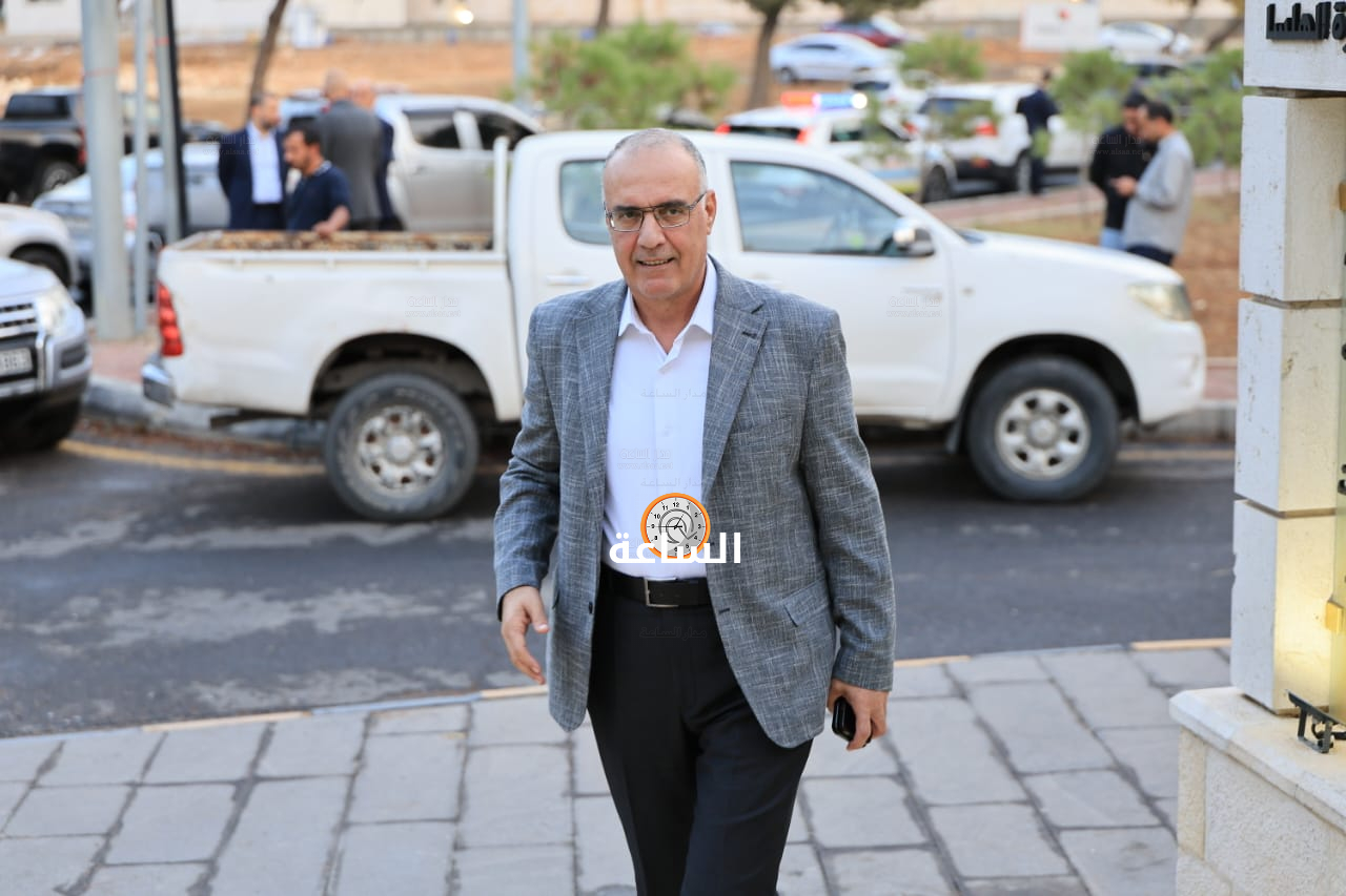 Madar Al-Saa Images 0.3281531128736912
