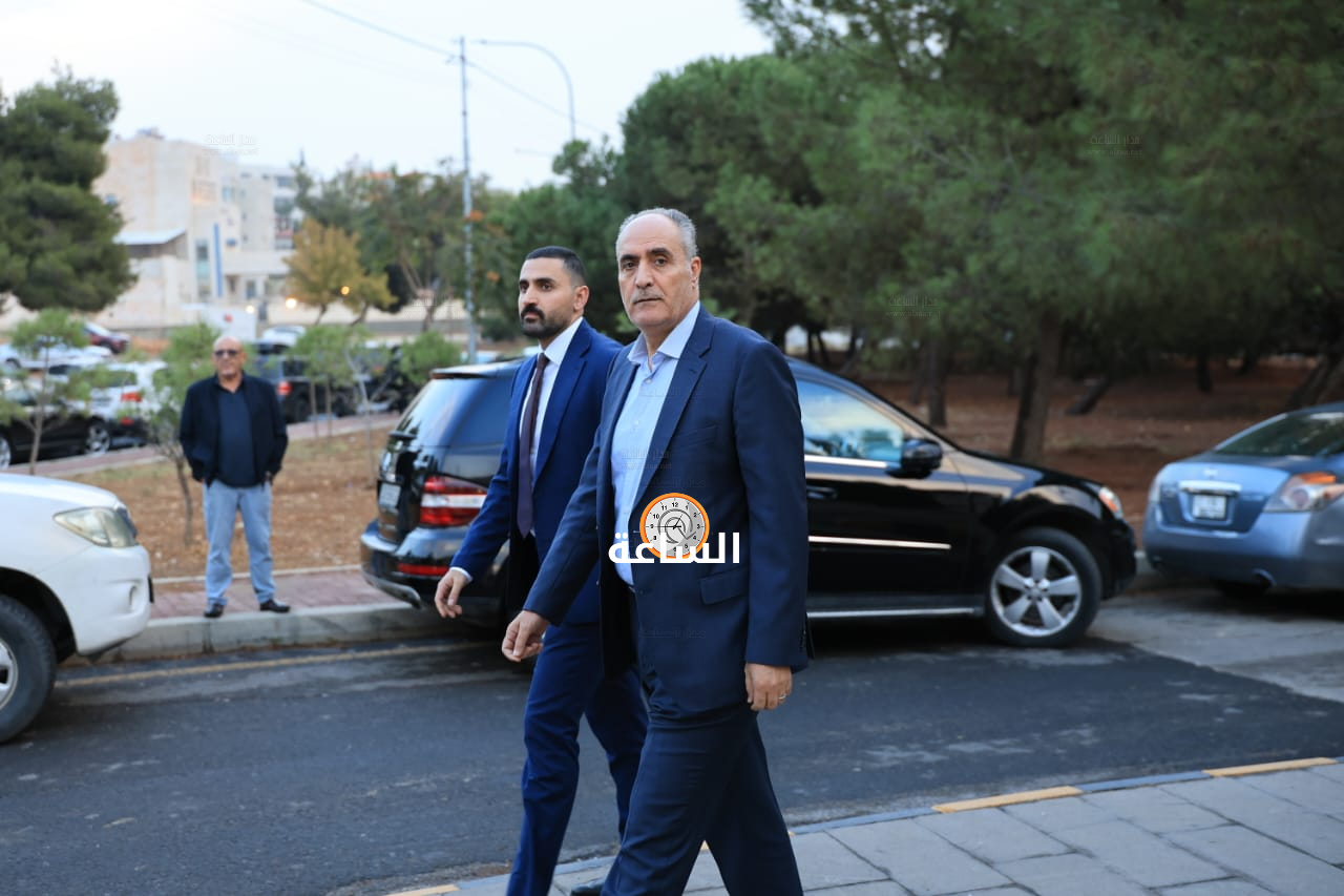 Madar Al-Saa Images 0.585306803351481