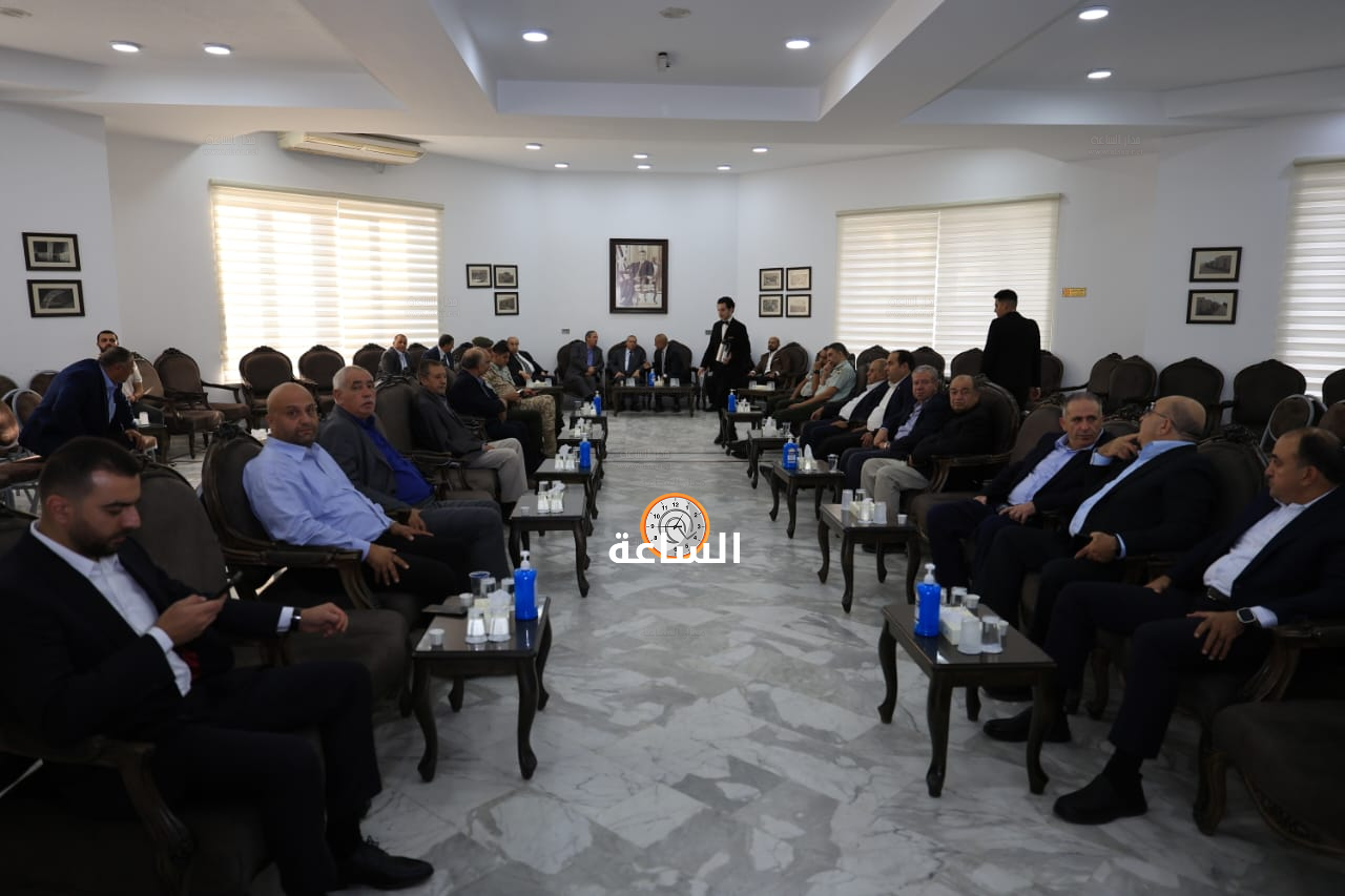 Madar Al-Saa Images 0.2515732215185743