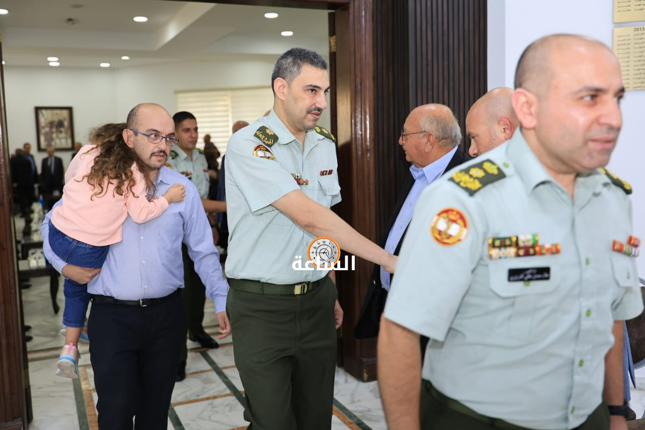 Madar Al-Saa Images 0.8484168933789323