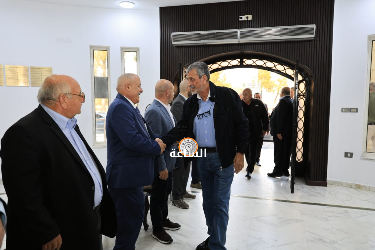 Madar Al-Saa Images 0.7683718960193198