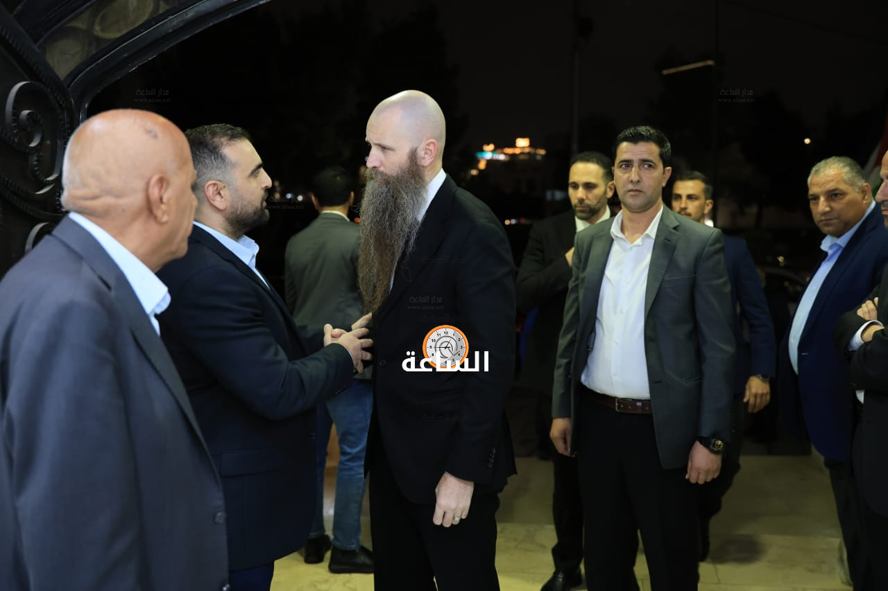 Madar Al-Saa Images 0.008233751783395693