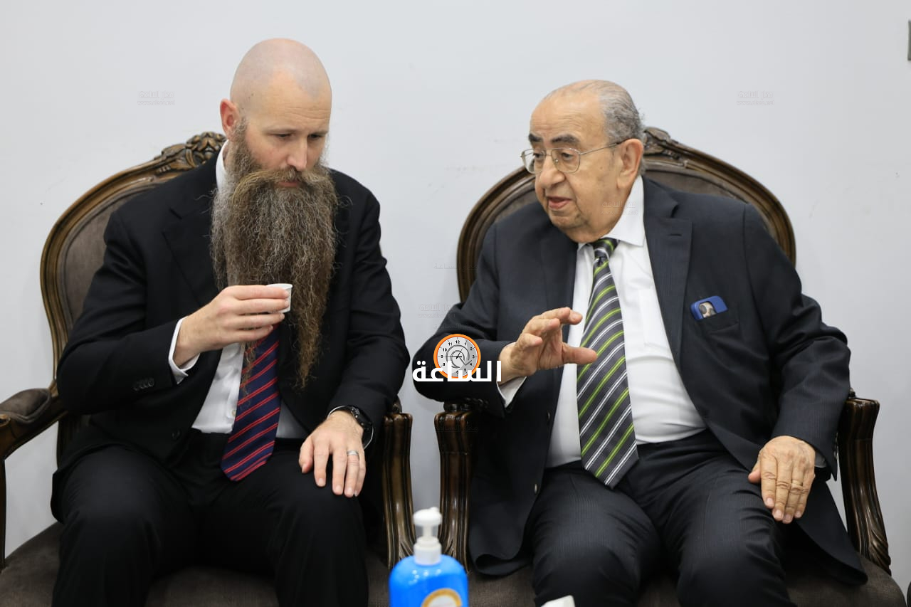 Madar Al-Saa Images 0.10795131819947079