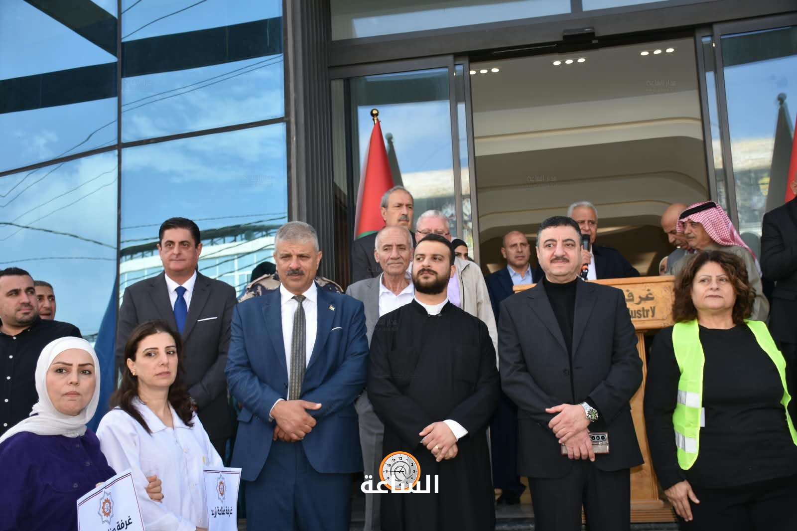 Madar Al-Saa Images 0.44320765557969544