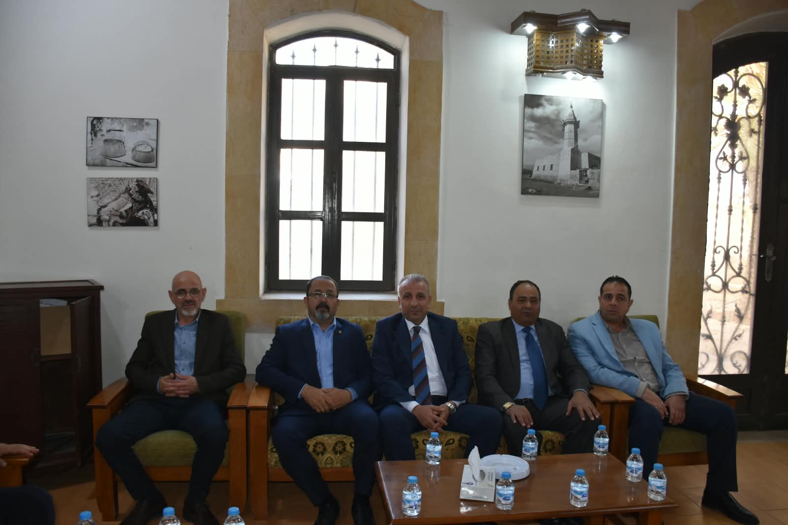 Madar Al-Saa Images 0.6581748955947622