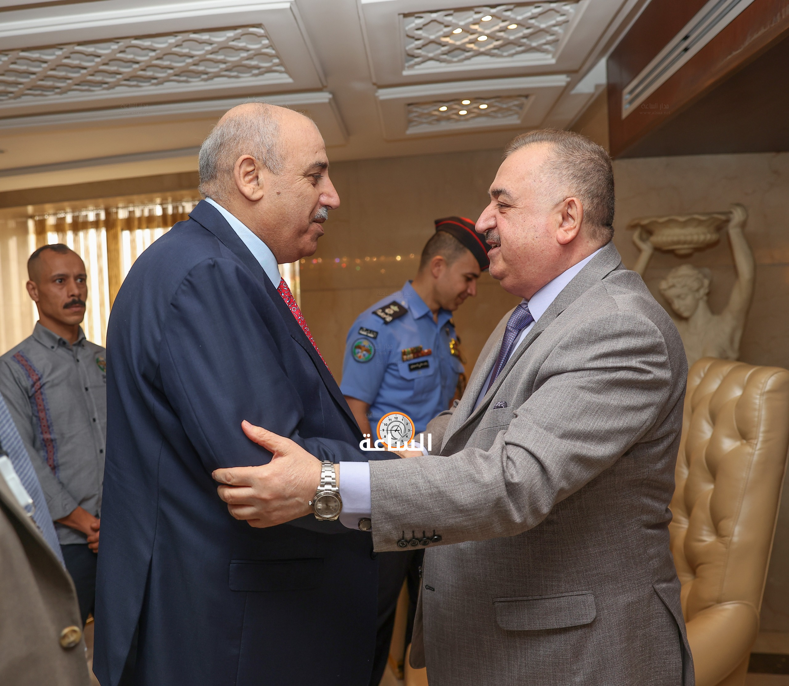 Madar Al-Saa Images 0.031868852531621306