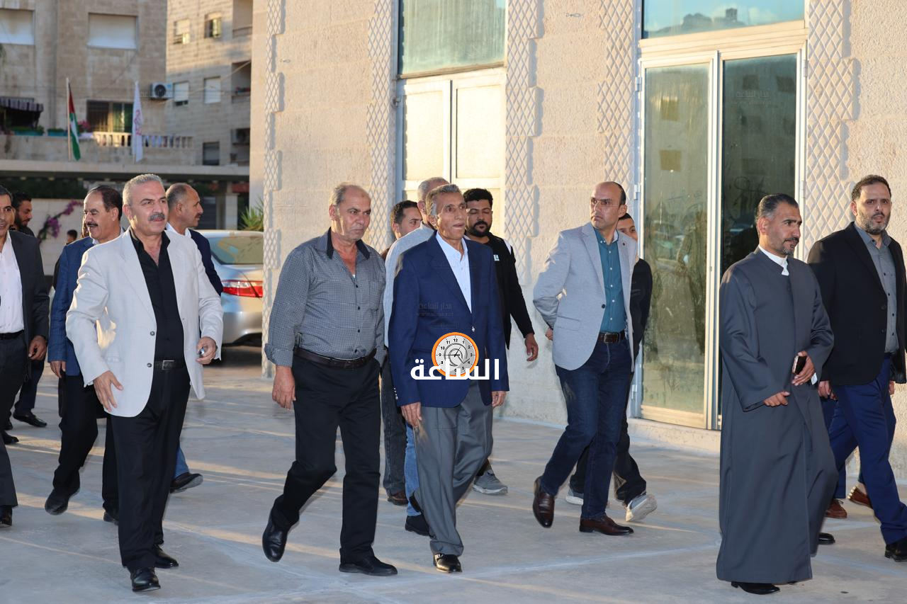 Madar Al-Saa Images 0.9180109545943689