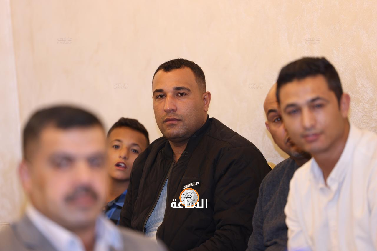 Madar Al-Saa Images 0.6633422393497463