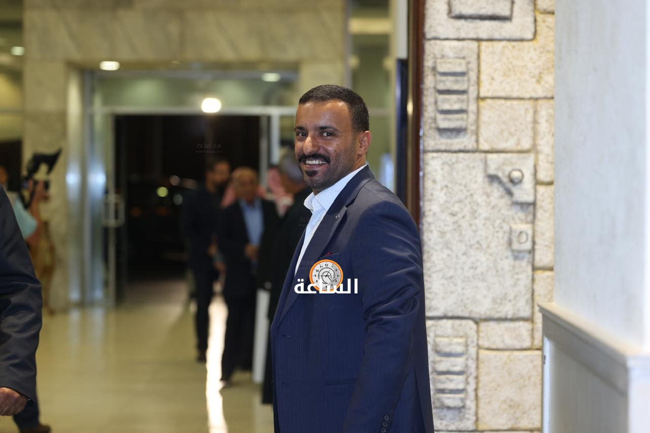 Madar Al-Saa Images 0.7473319424666777