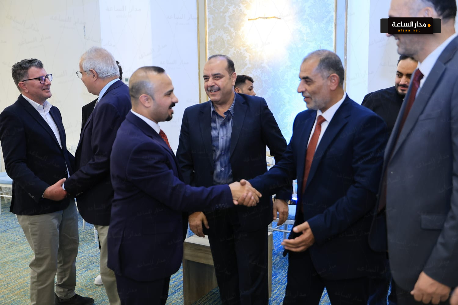 Madar Al-Saa Images 0.24299693321765903
