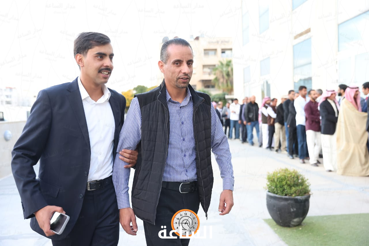 Madar Al-Saa Images 0.6281448637786076
