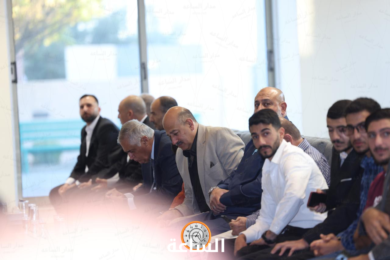 Madar Al-Saa Images 0.46756244364255206