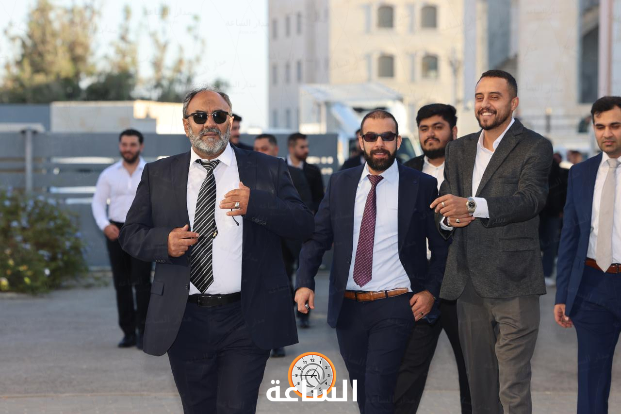 Madar Al-Saa Images 0.36695661257063683