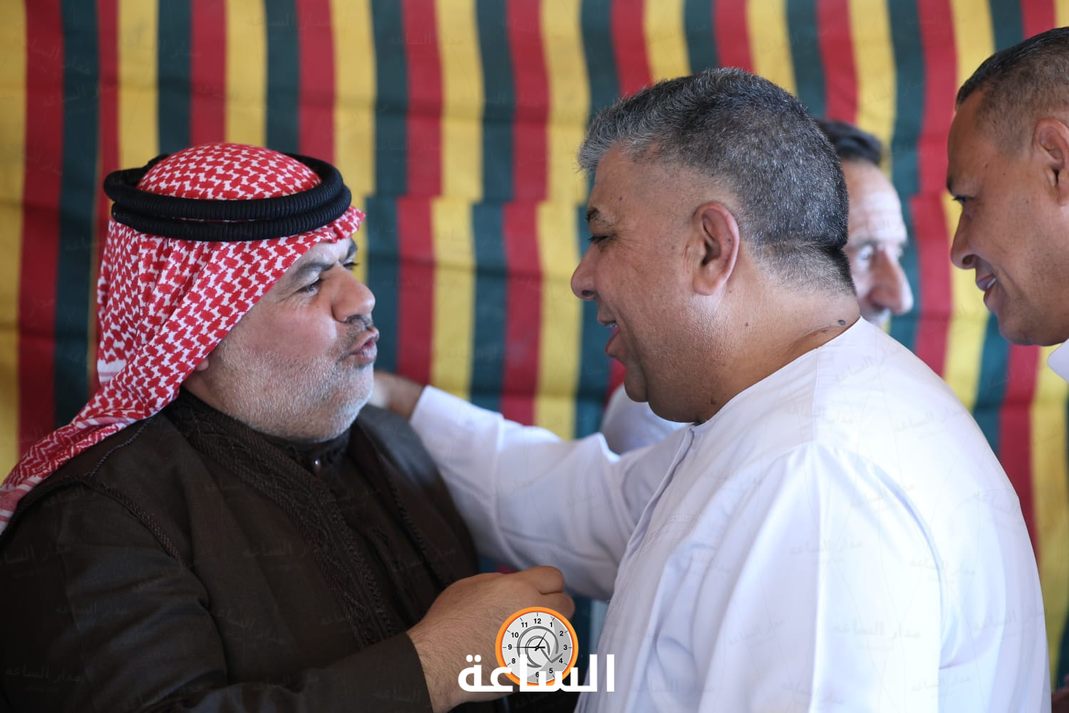 Madar Al-Saa Images 0.5038538530829768