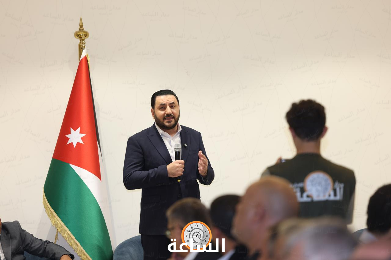 Madar Al-Saa Images 0.19726159818578815