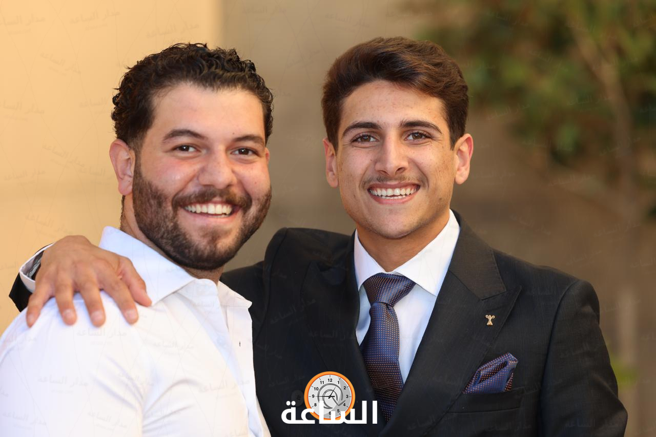Madar Al-Saa Images 0.4854510319335016