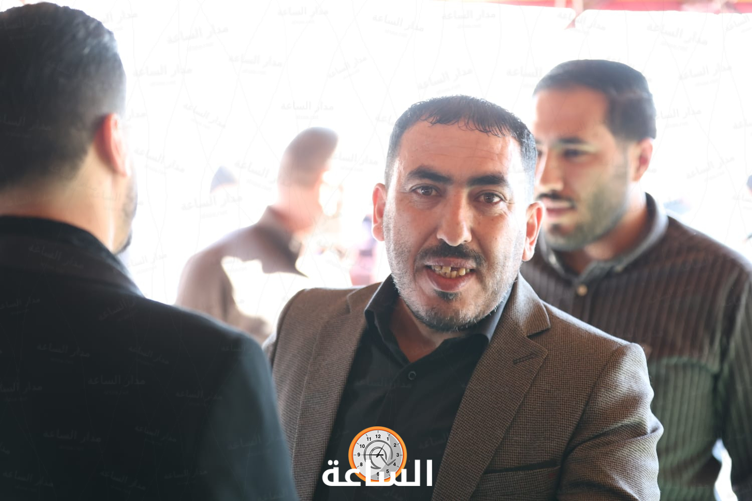 Madar Al-Saa Images 0.44321962958353145