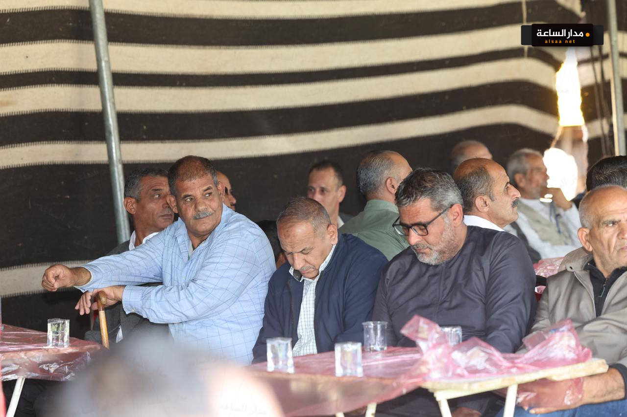 Madar Al-Saa Images 0.48261678146628895