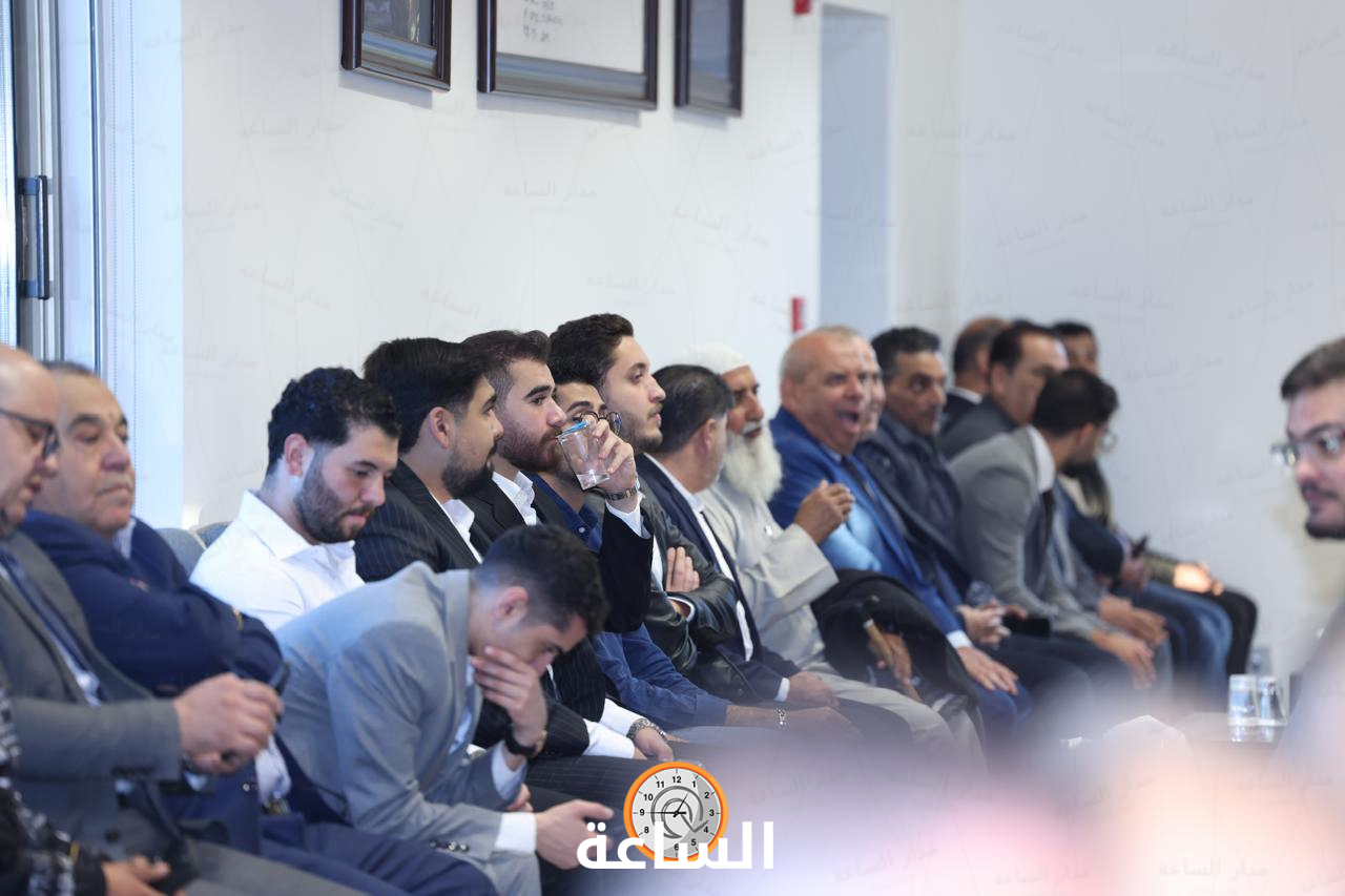 Madar Al-Saa Images 0.734284687196483