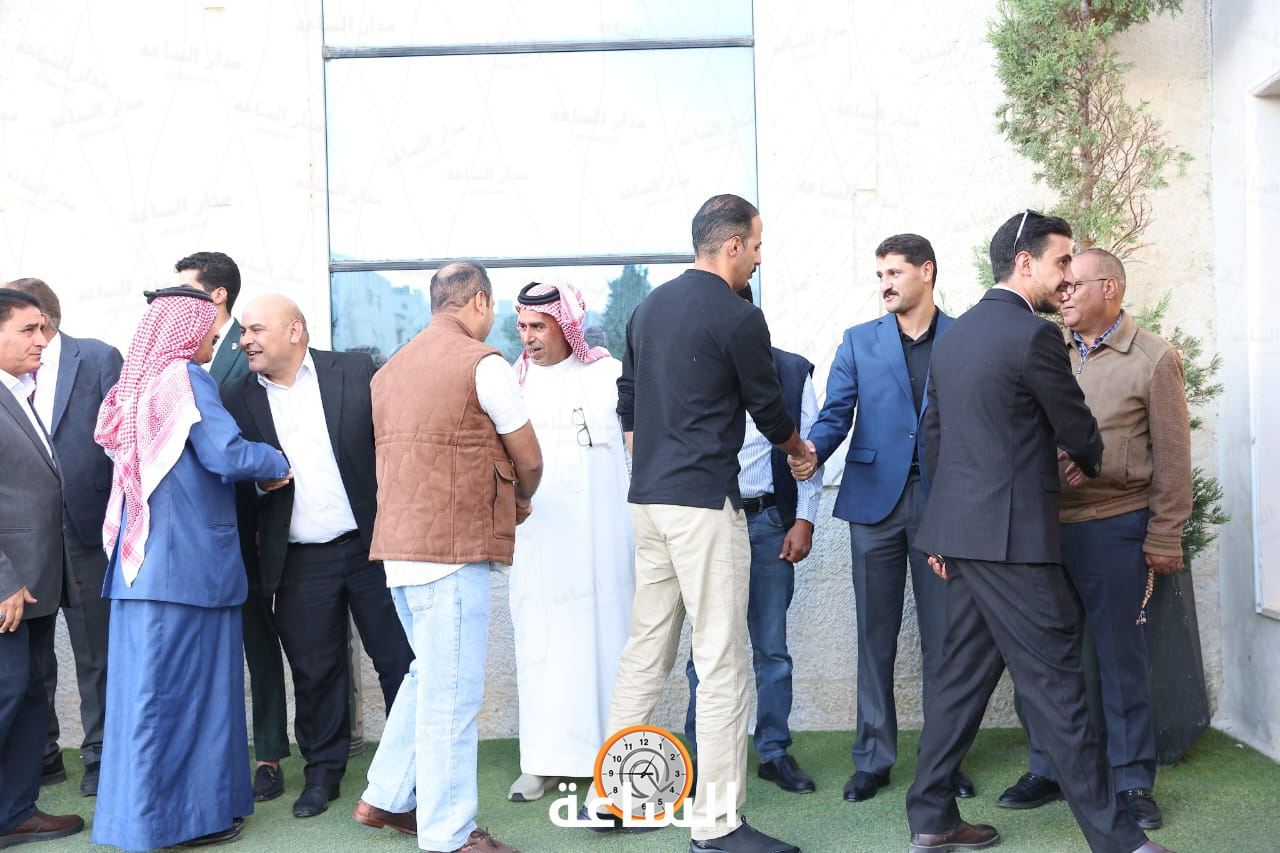 Madar Al-Saa Images 0.3648017981465358