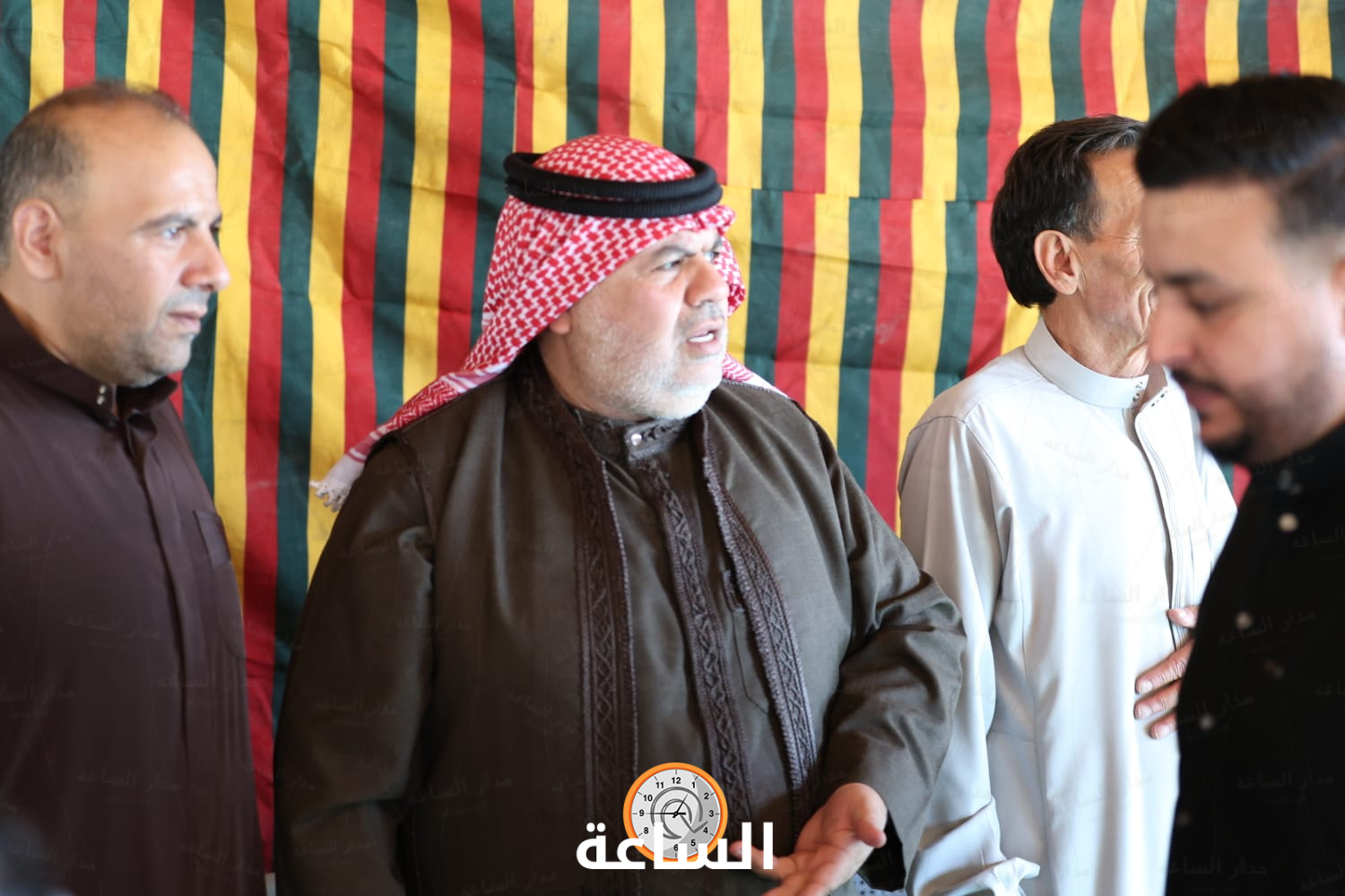 Madar Al-Saa Images 0.7708330466284712