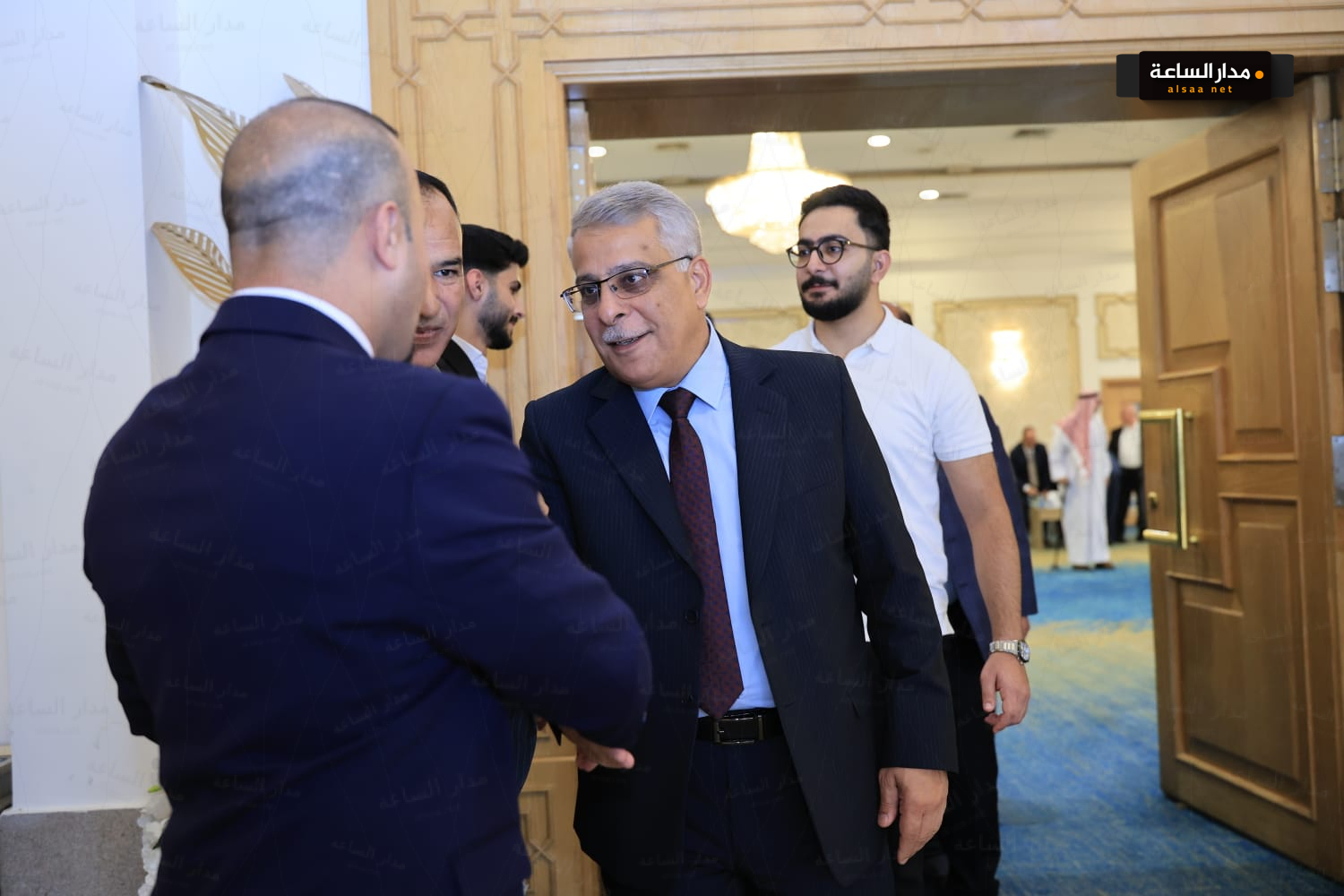 Madar Al-Saa Images 0.3620901883386545